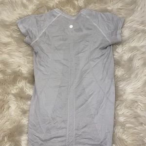 White lululemon swiftly tech